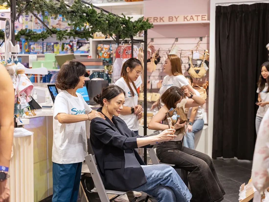 Pampering Motherworks’ shoppers to a free scalp analysis